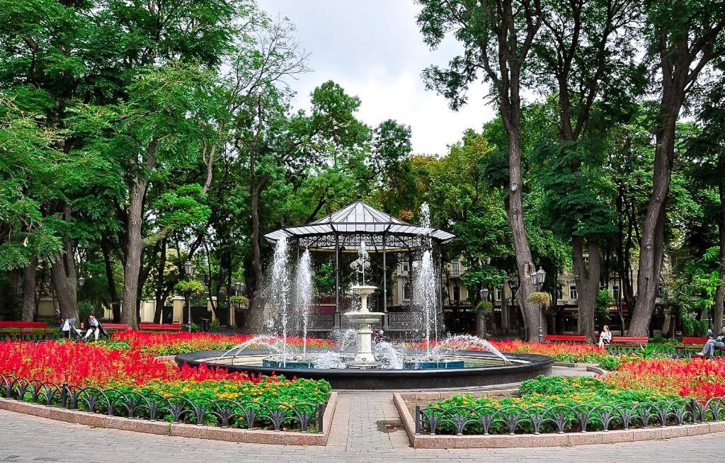 Langery Residence Central Apartments Odessa Exterior foto